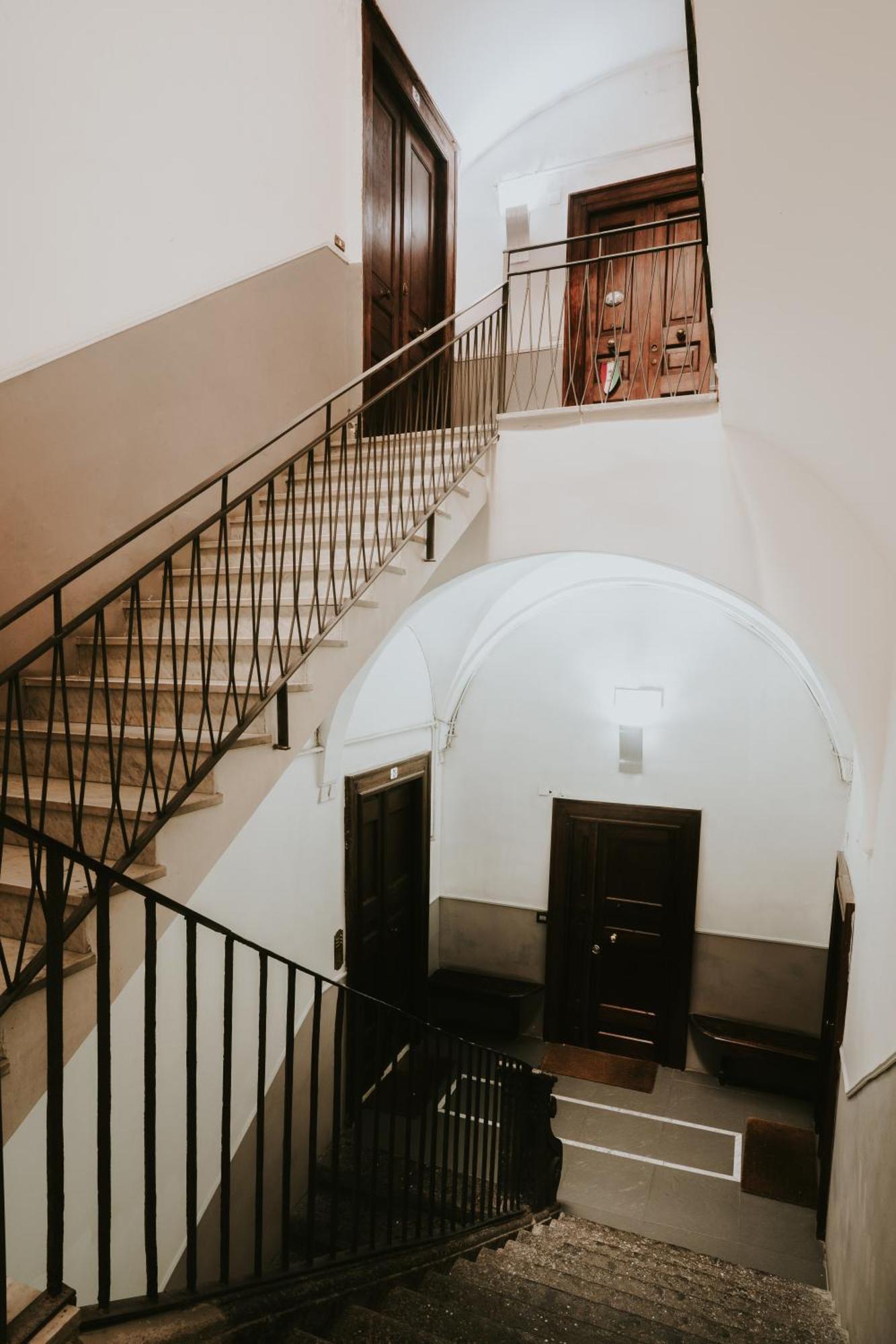 La Bella Vita Luxury Apartament And Travel Solution ナポリ エクステリア 写真