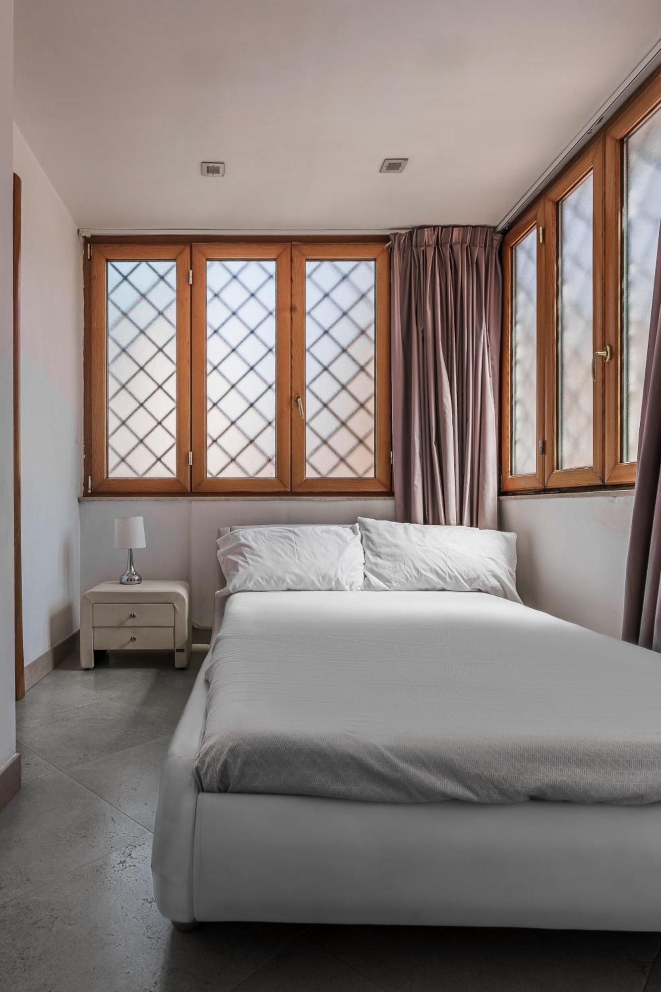 La Bella Vita Luxury Apartament And Travel Solution ナポリ エクステリア 写真