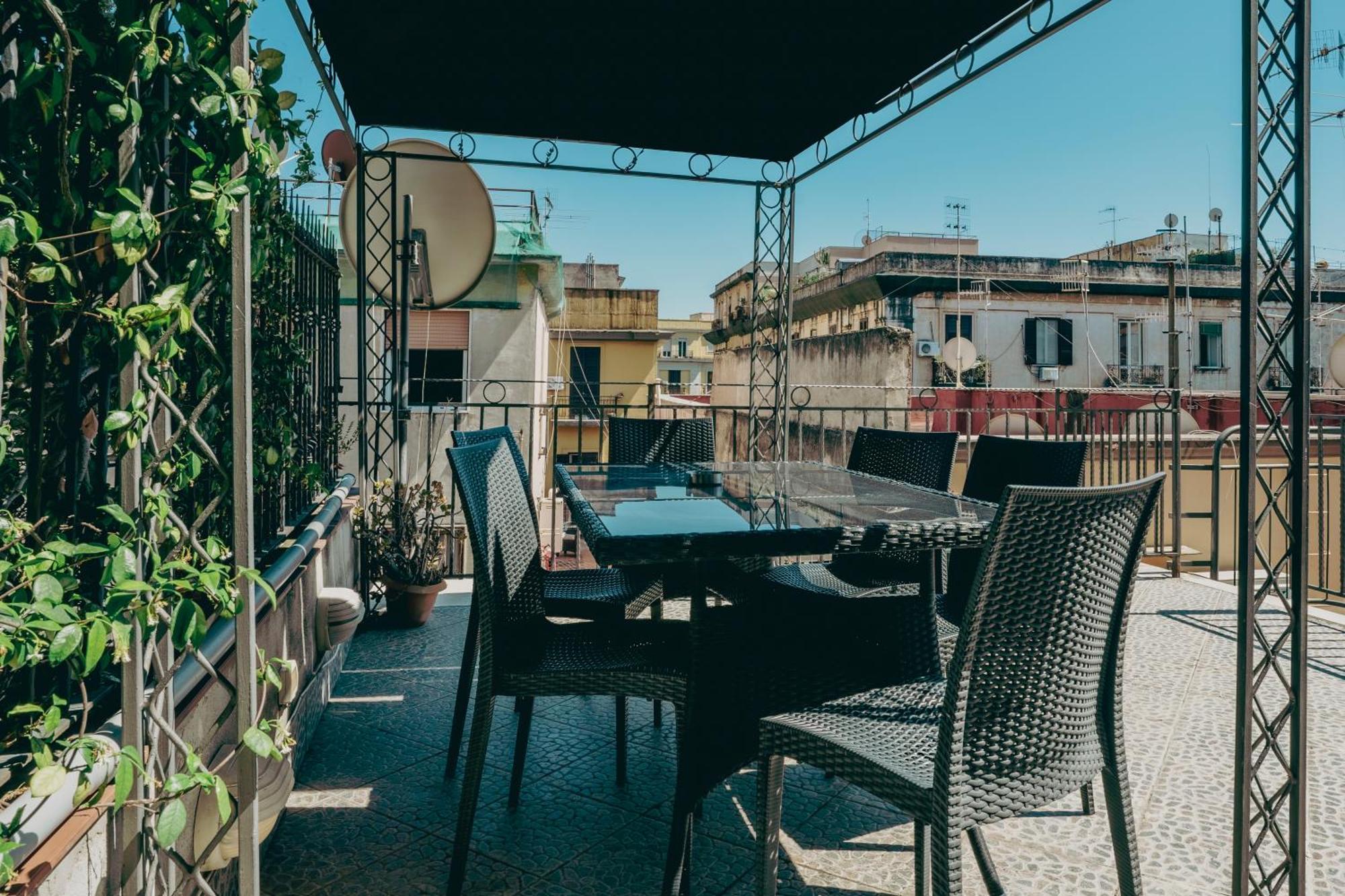La Bella Vita Luxury Apartament And Travel Solution ナポリ エクステリア 写真