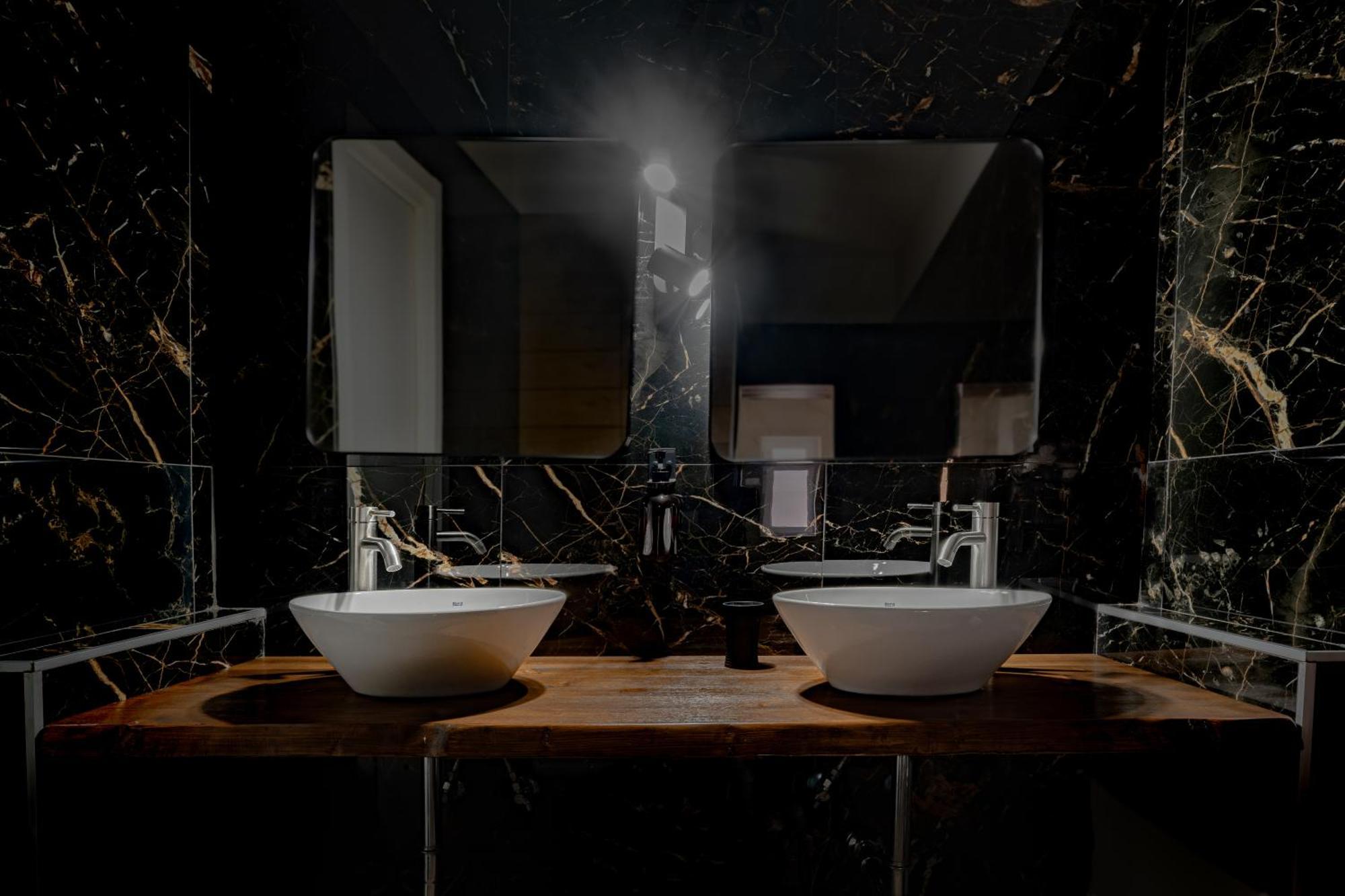 La Bella Vita Luxury Apartament And Travel Solution ナポリ エクステリア 写真